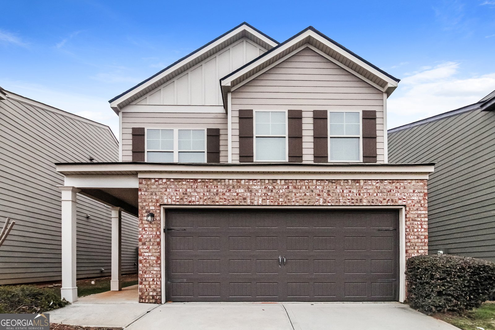 323 Lauren Drive Fairburn - 1