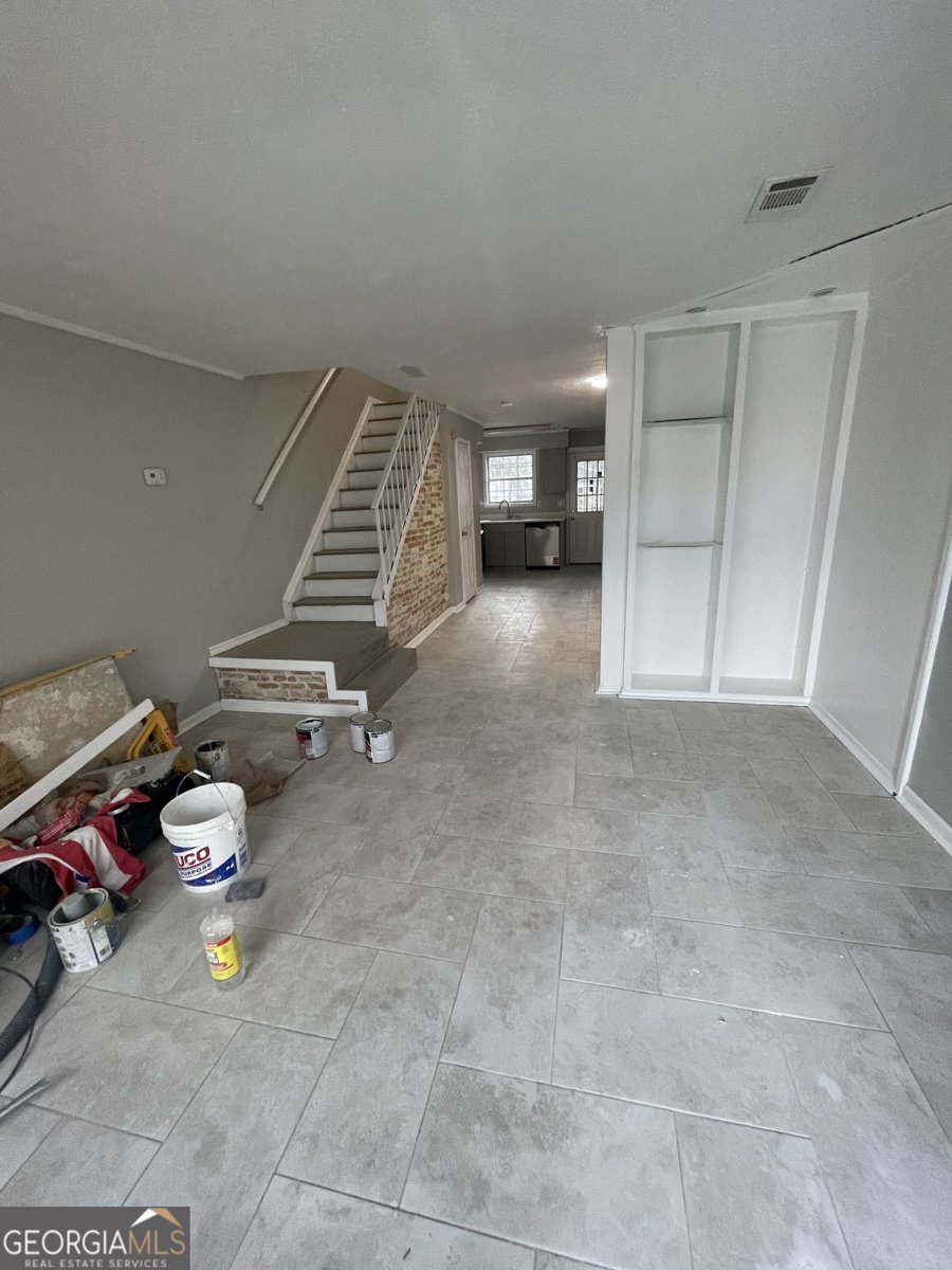 404 PRINCE OF WALES Stone Mountain - 3