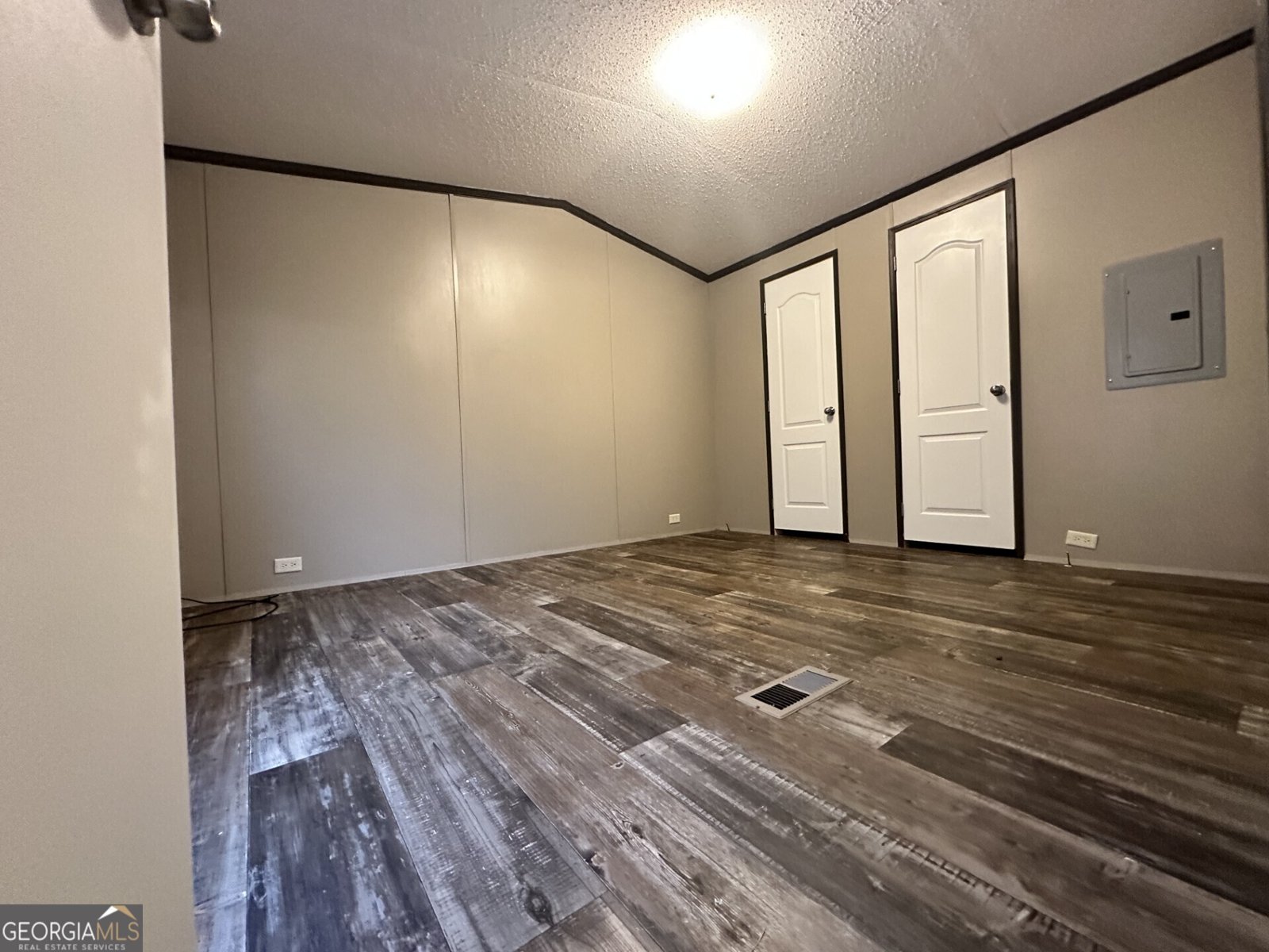 400 29th Avenue Columbus - 3