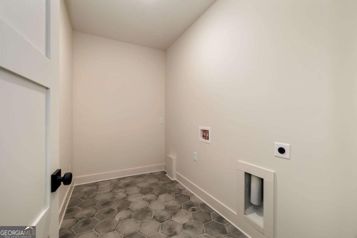 6055 Tattnall Overlook Acworth - 43