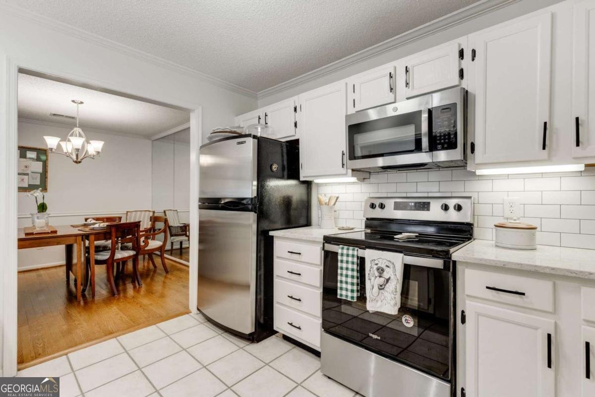 402 BAINBRIDGE Drive Atlanta - 15