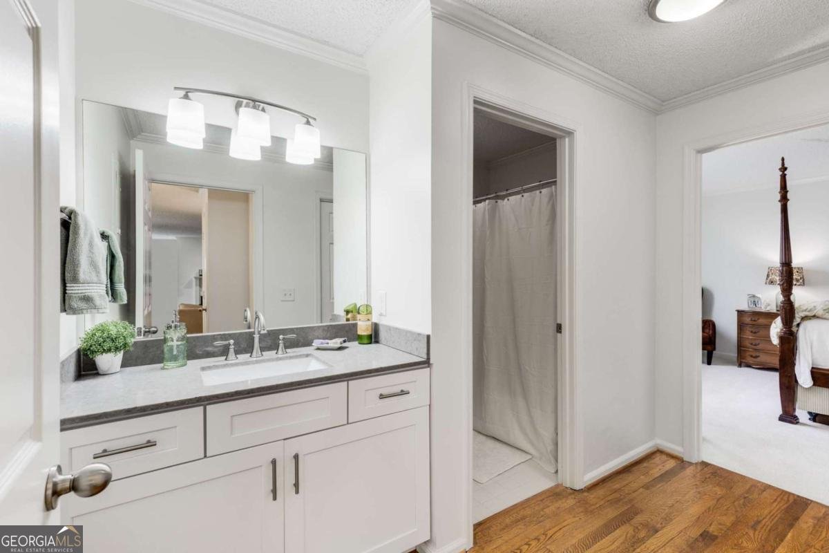 402 BAINBRIDGE Drive Atlanta - 21