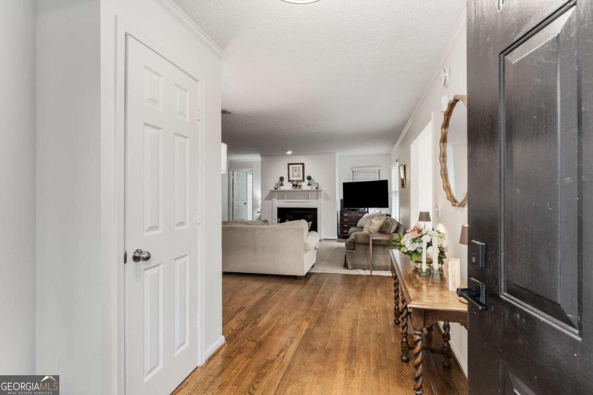 402 BAINBRIDGE Drive Atlanta - 3