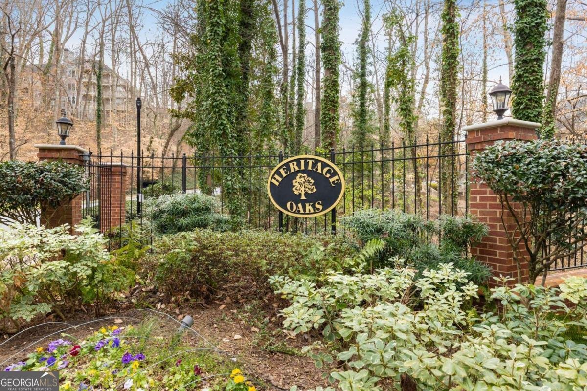 402 BAINBRIDGE Drive Atlanta - 30