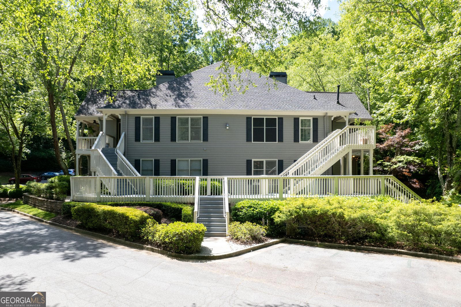 402 BAINBRIDGE Drive Atlanta - 33