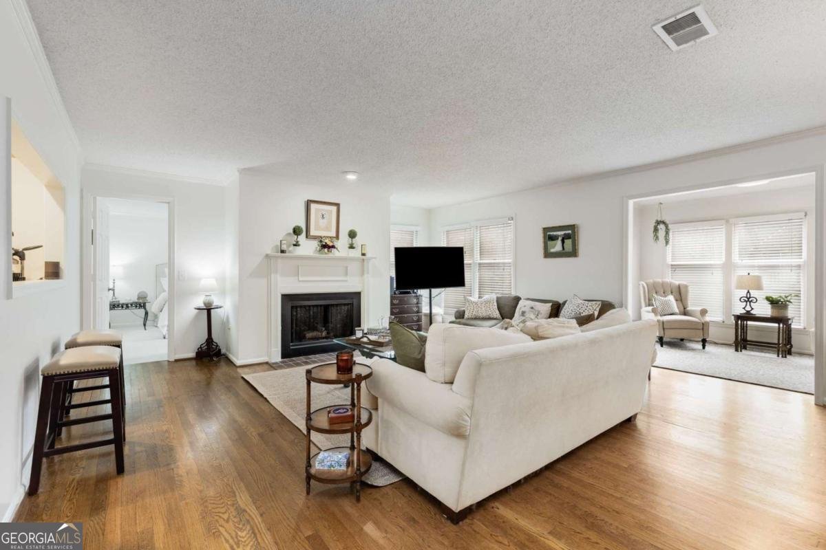 402 BAINBRIDGE Drive Atlanta - 4