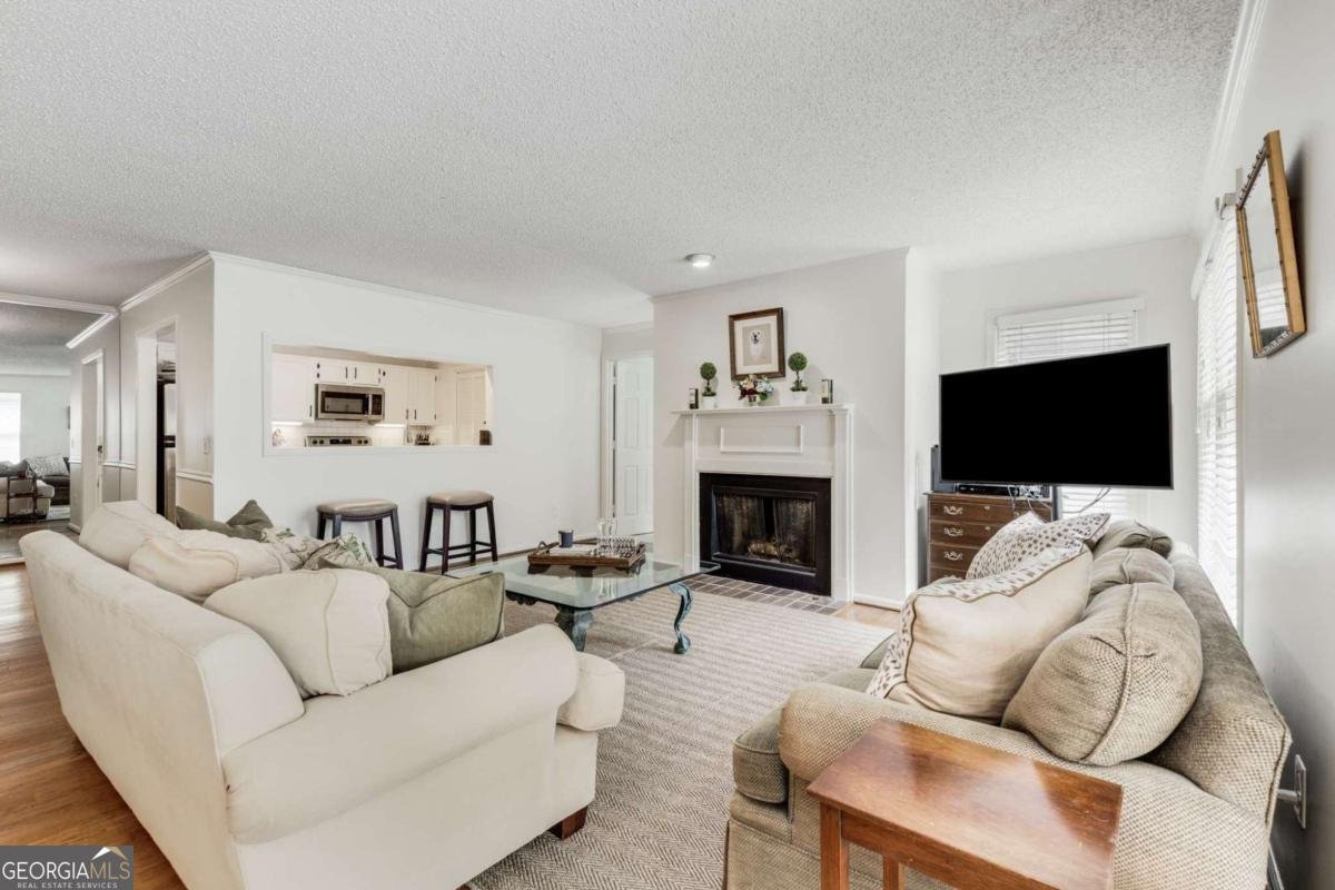 402 BAINBRIDGE Drive Atlanta - 5