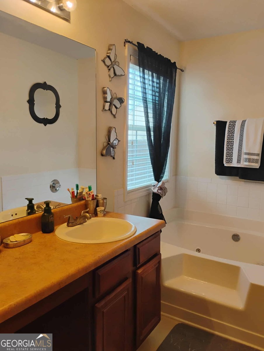 11532 Ethan Court Hampton - 12