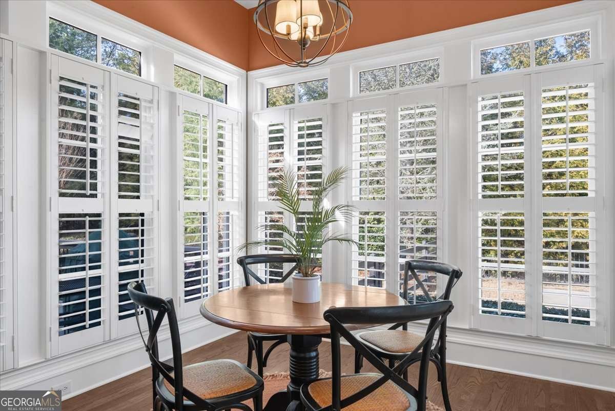 135 Newcastle Court Roswell - 22
