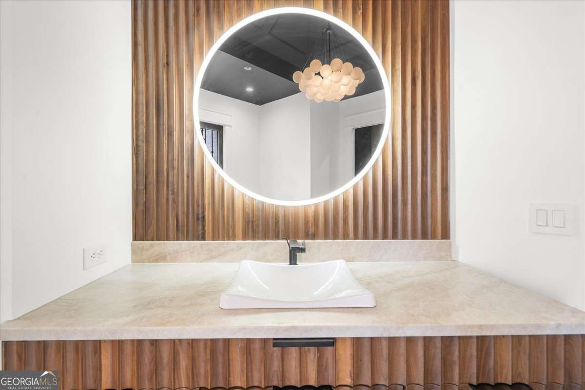 135 Newcastle Court Roswell - 38