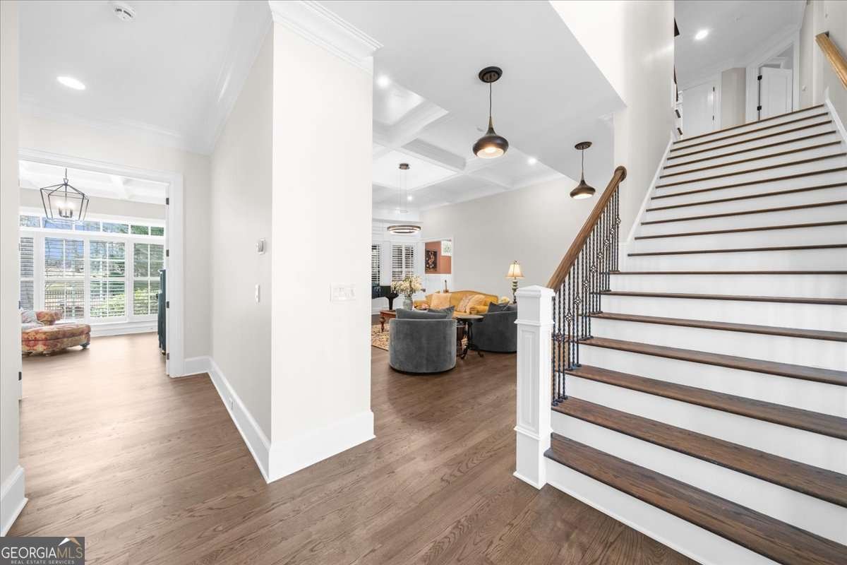 135 Newcastle Court Roswell - 40