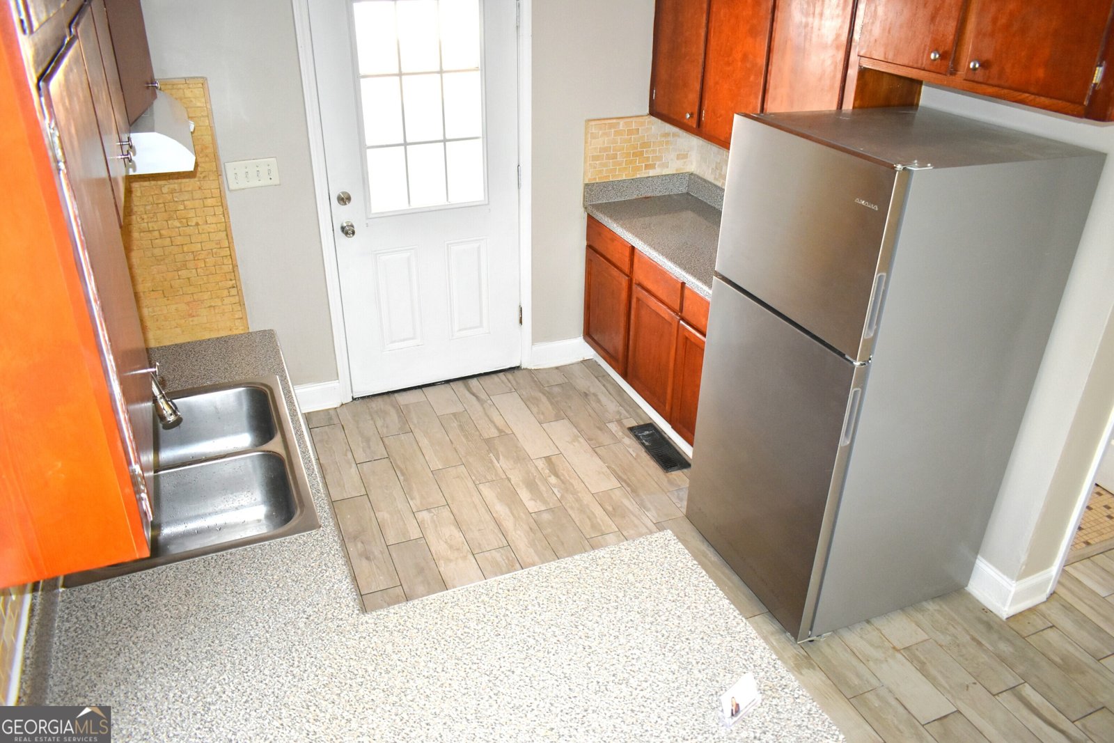 110 WILDWOOD Circle Gainesville - 6