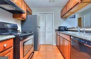 586 Windchase Lane Stone Mountain - 13