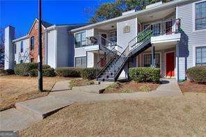 586 Windchase Lane Stone Mountain - 2