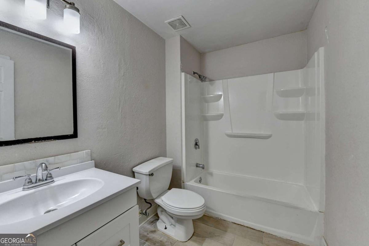 1541 Towne Park Court Lawrenceville - 51