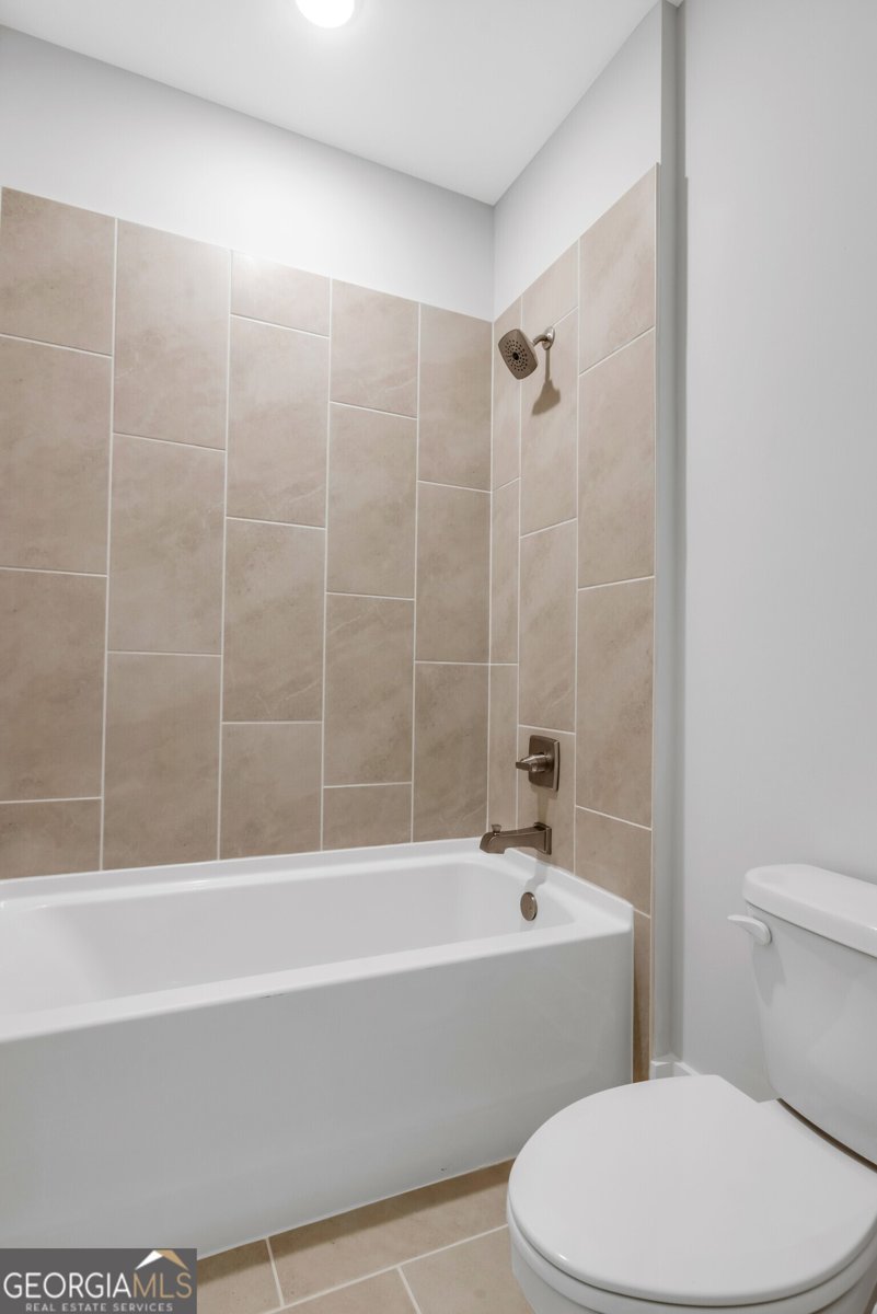 587 Red Clay Farm Lane Suwanee - 33