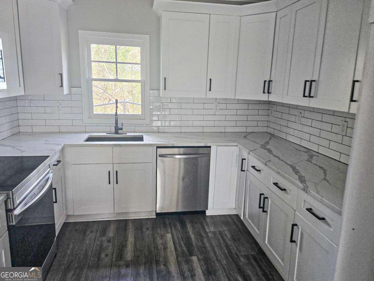 673 Pearce Street Atlanta - 4