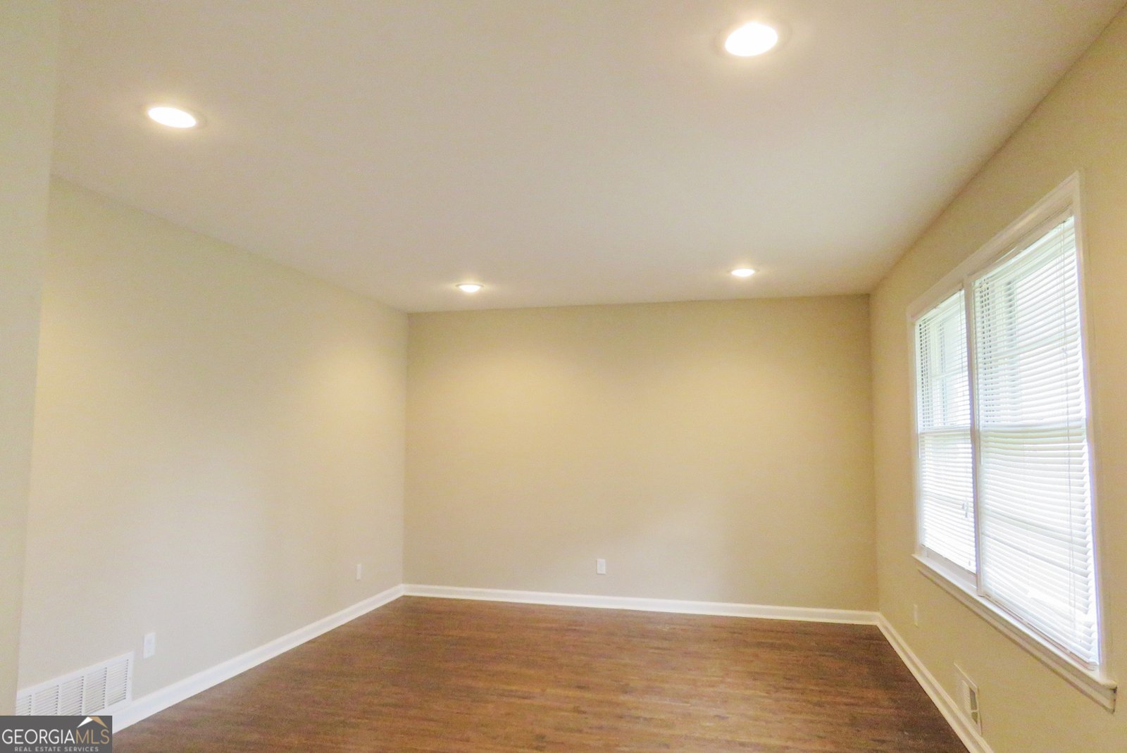 2630 Colonial Drive College Park - 5