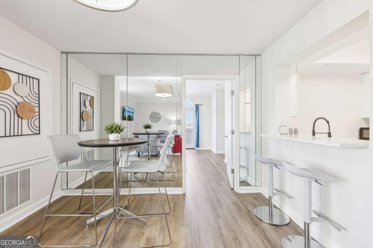 2161 Peachtree Road Atlanta - 10