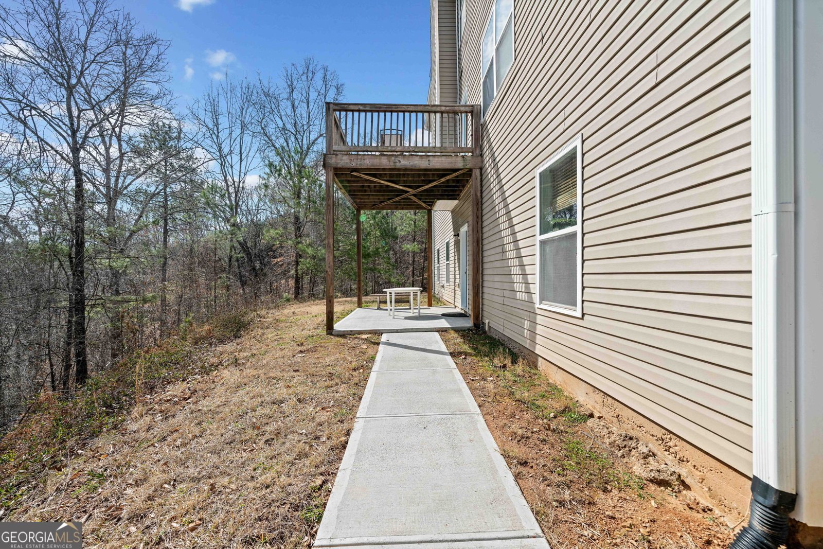 4046 Arnolds Mill Overpass Douglasville - 40