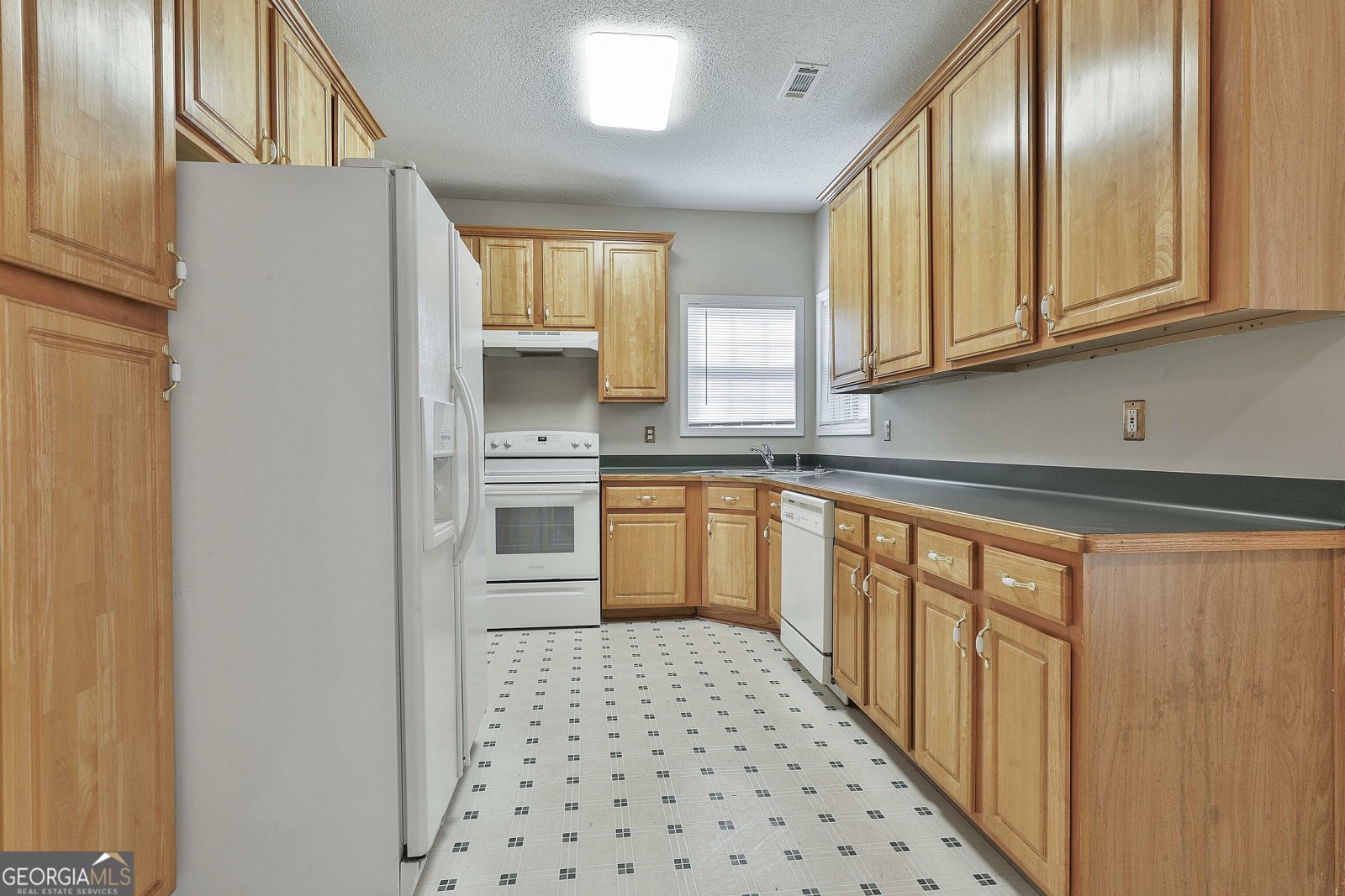 12241 Crestwood Court Fayetteville - 10