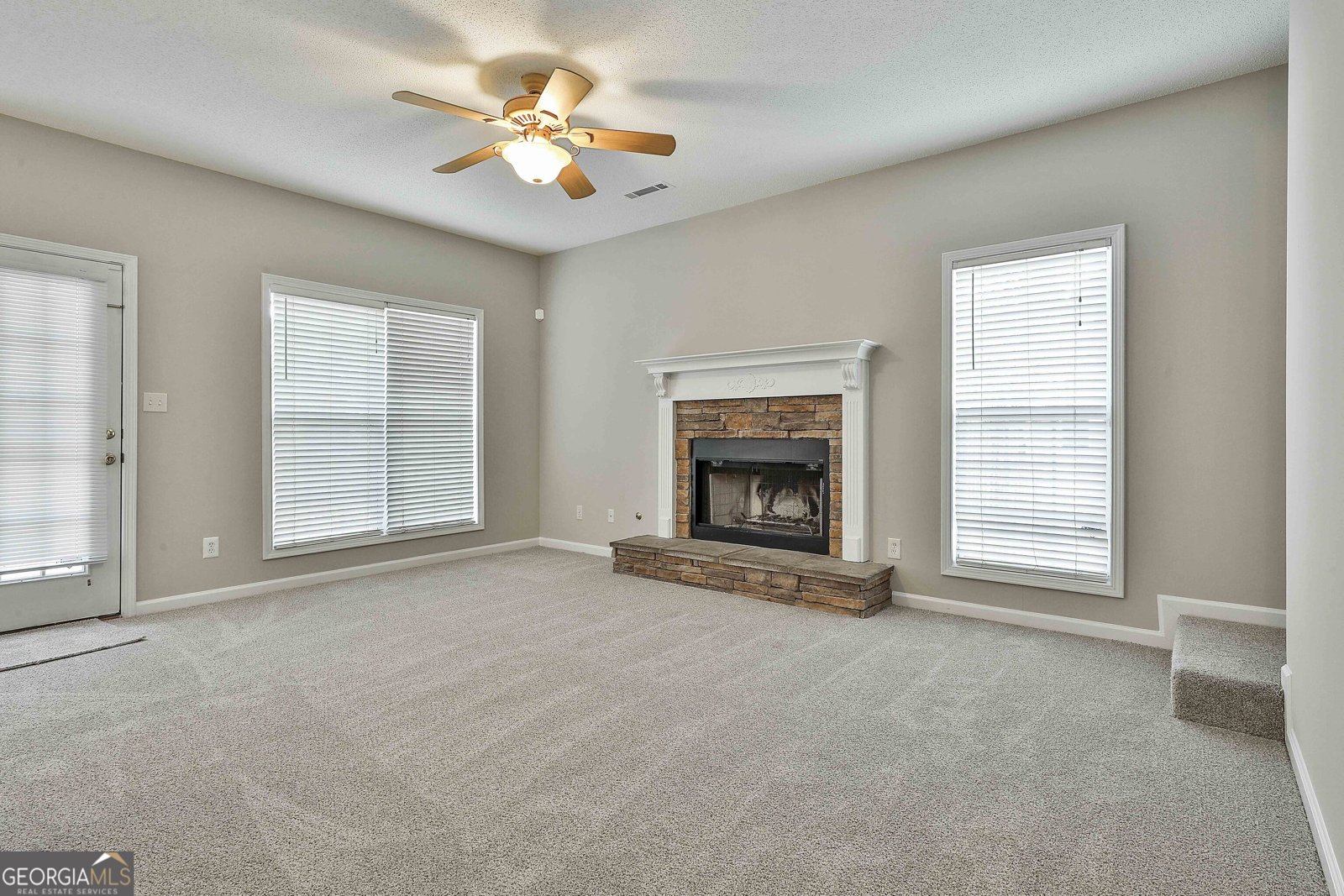 12241 Crestwood Court Fayetteville - 14