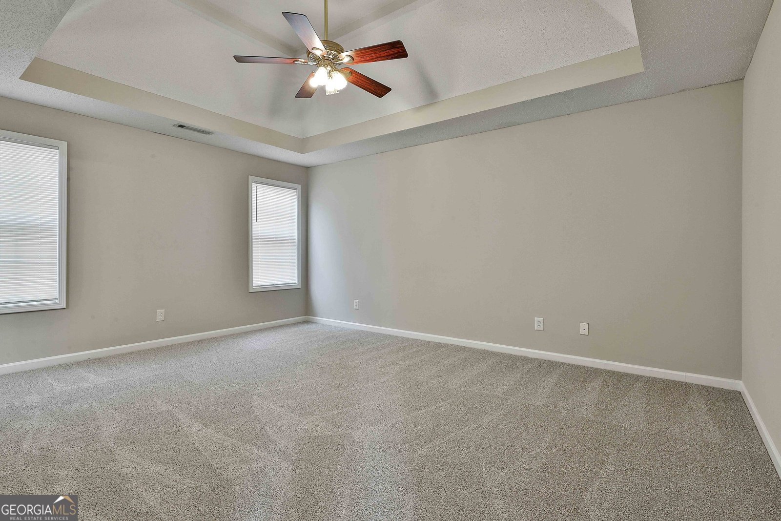 12241 Crestwood Court Fayetteville - 19