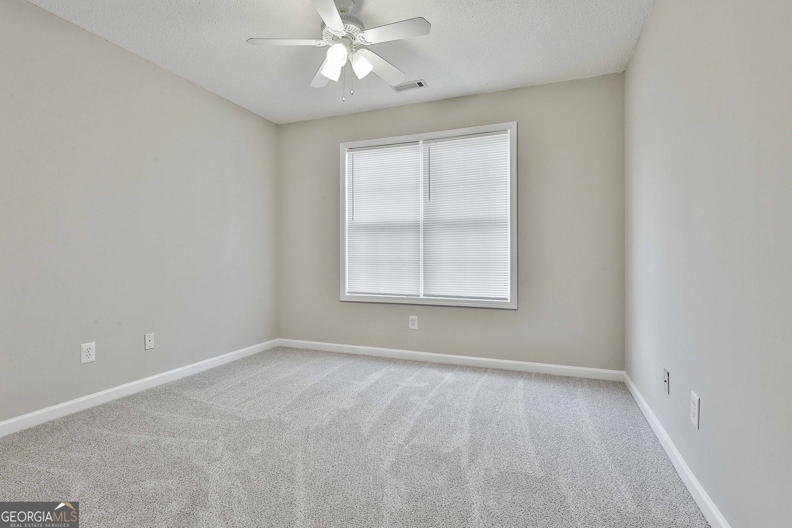 12241 Crestwood Court Fayetteville - 27