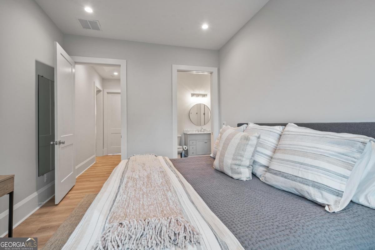 1101 Brookside Greensboro - 58