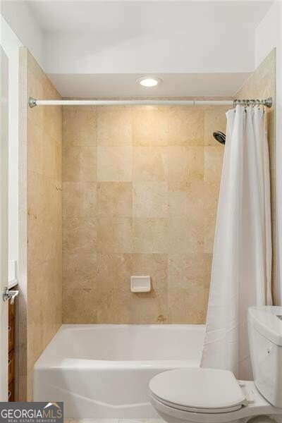 2881 Peachtree Road Atlanta - 25