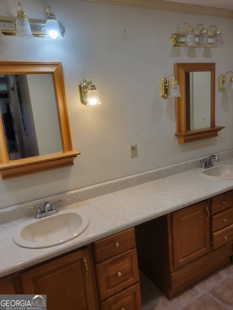 2910 Hill Avenue Tifton - 9