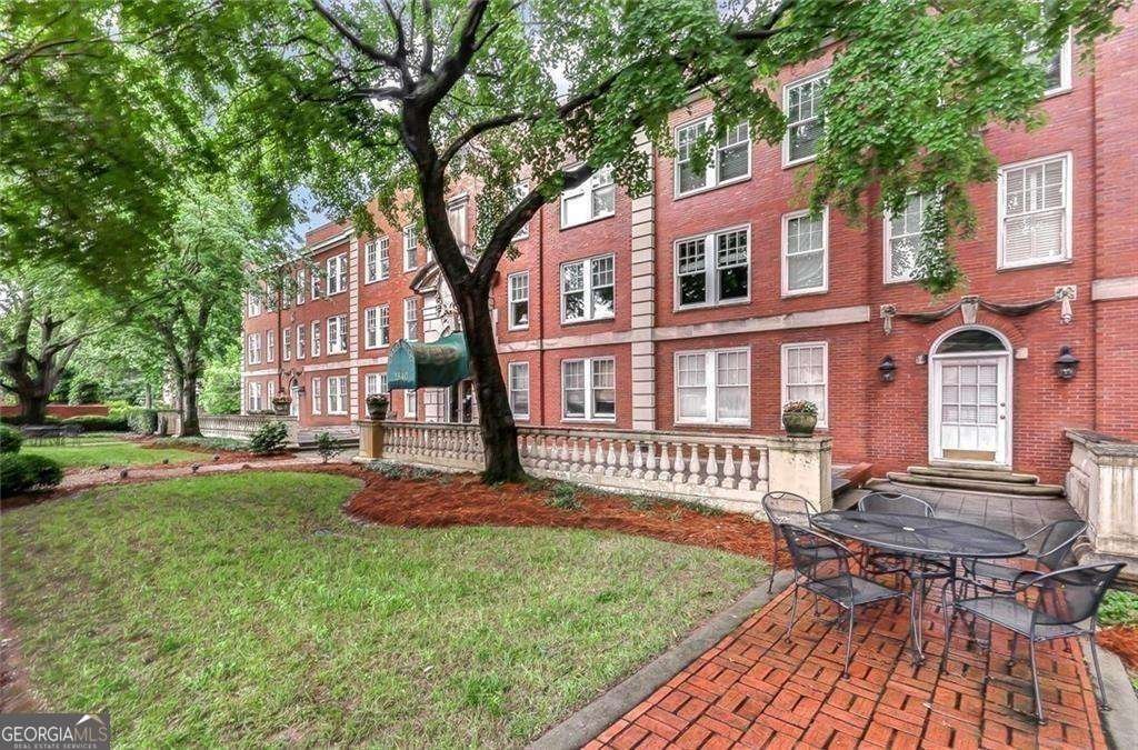 2840 Peachtree Road Atlanta - 25