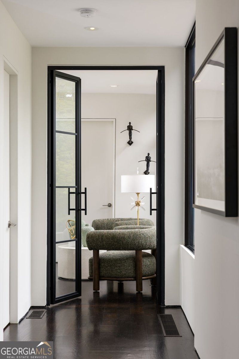 79 Beverly Road Atlanta - 37