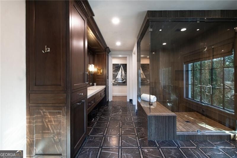 4615 Northside Drive Atlanta - 24