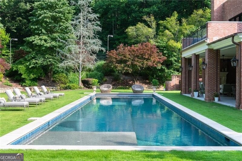 4615 Northside Drive Atlanta - 35