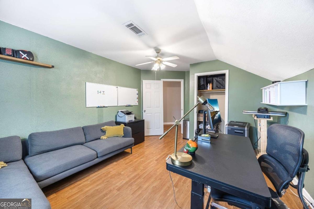 135 Cowan Trail Stockbridge - 27