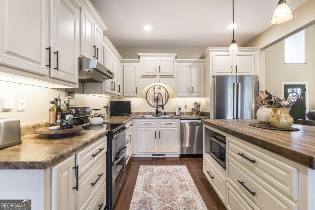 1610 Columbus Highway Hawkinsville - 16