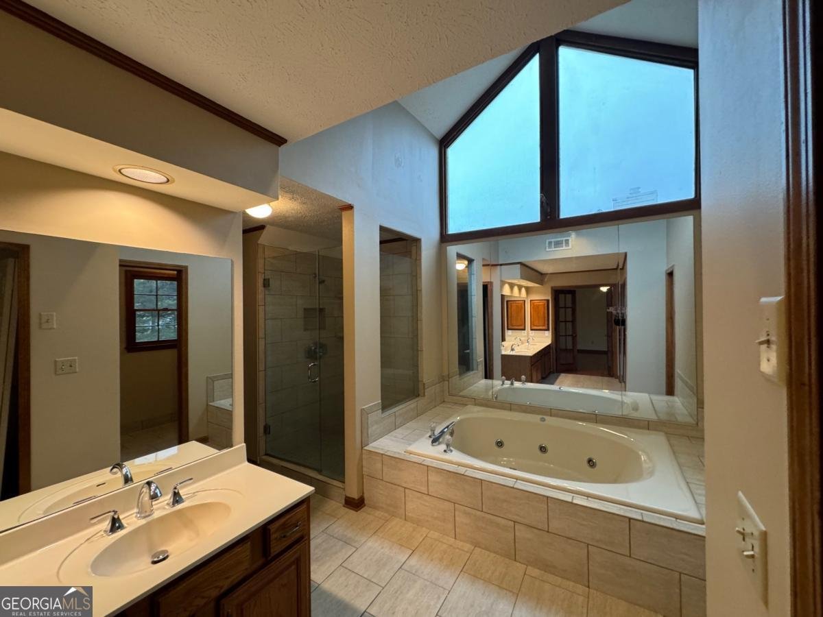 105 Windridge Drive Fayetteville - 13
