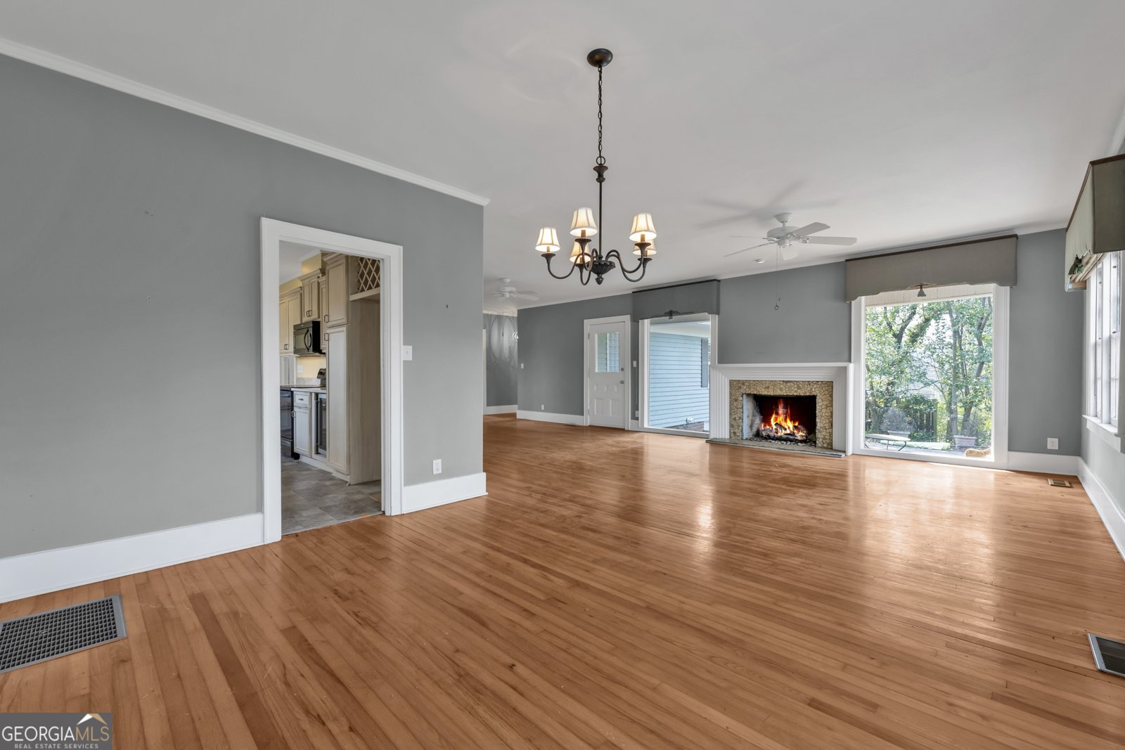 207 Liberty Washington - 12