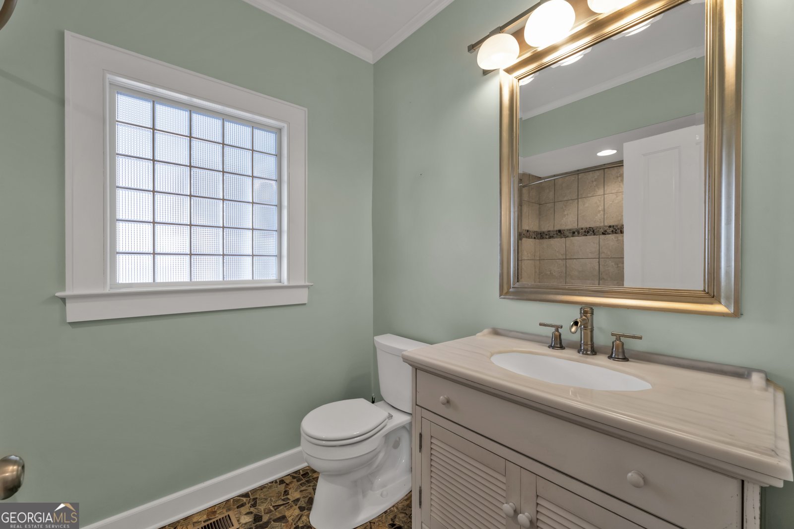 207 Liberty Washington - 17