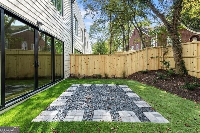 622 Bellemeade Avenue Atlanta - 11