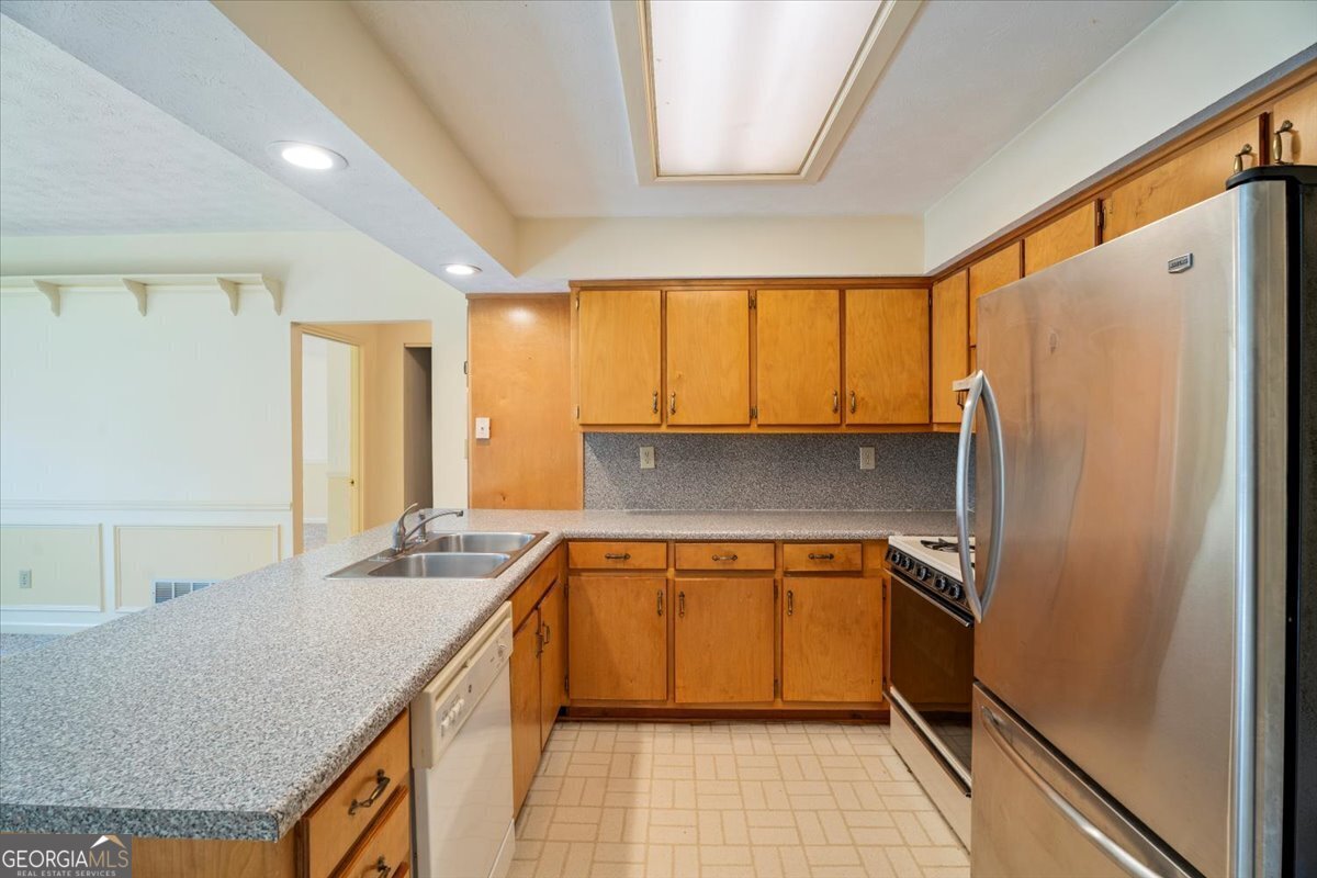 795 Saddle Ridge Trace Roswell - 38