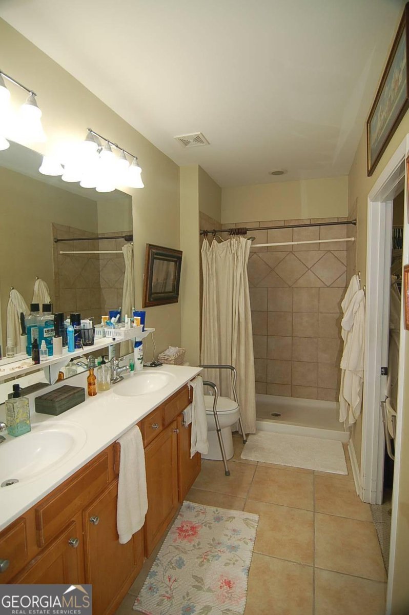 1211 Flat Rock Street Greensboro - 15