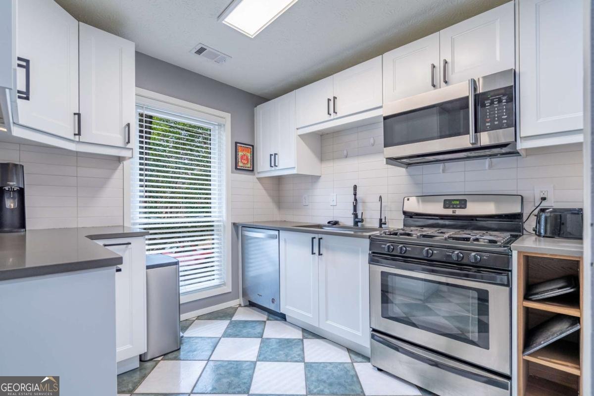 1901 Cumberland Court Smyrna - 3