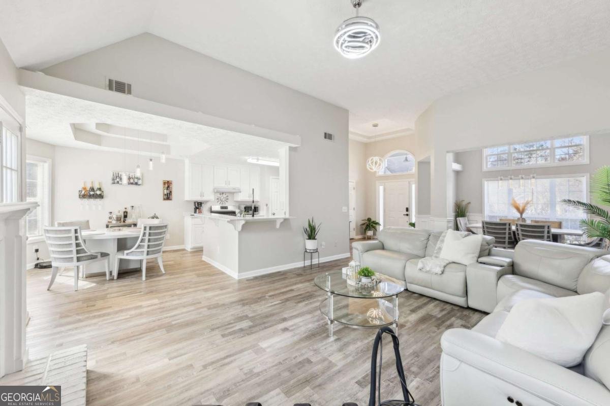 1925 Meyers Drive Lawrenceville - 11