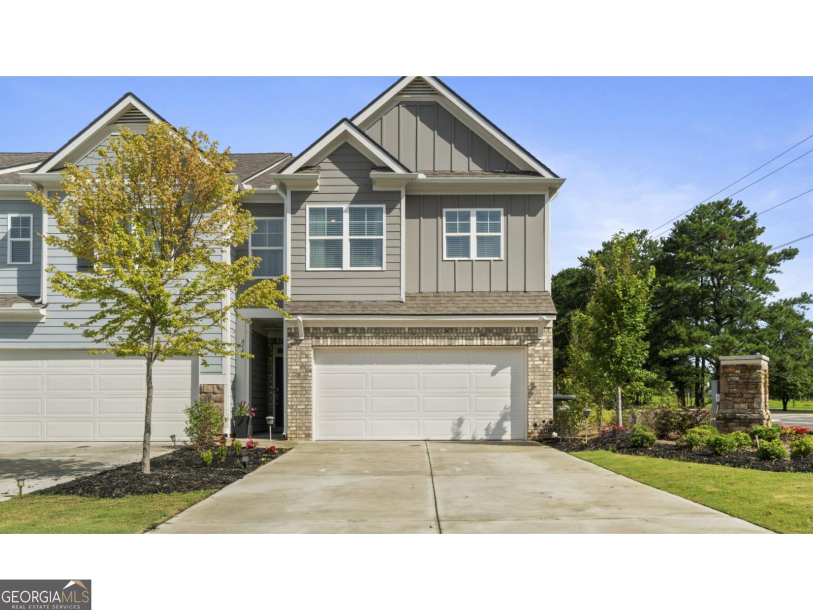 5164 Barberry Avenue Oakwood - 1