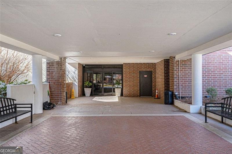 375 RALPH MCGILL Boulevard Atlanta - 5