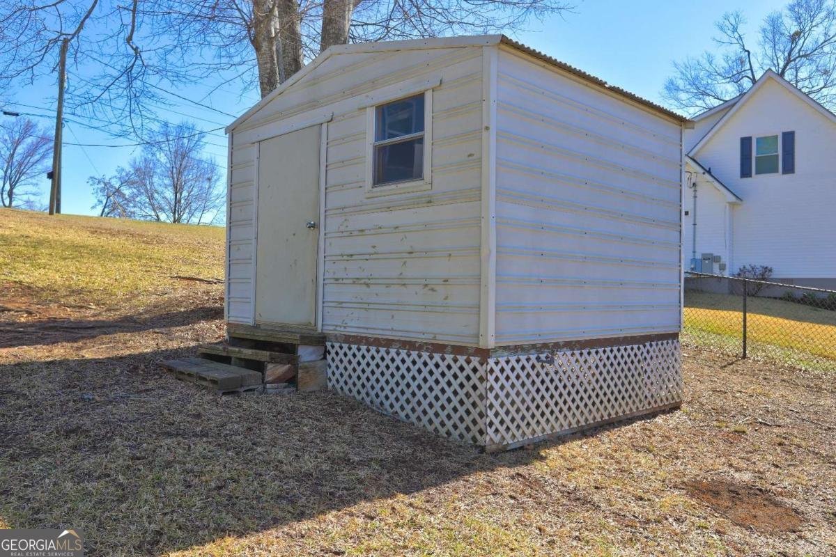 304 Burtom Road Eatonton - 23