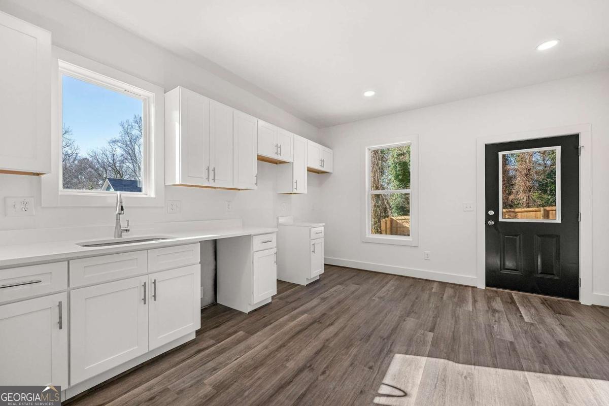 1106A Wedgewood Drive Atlanta - 11