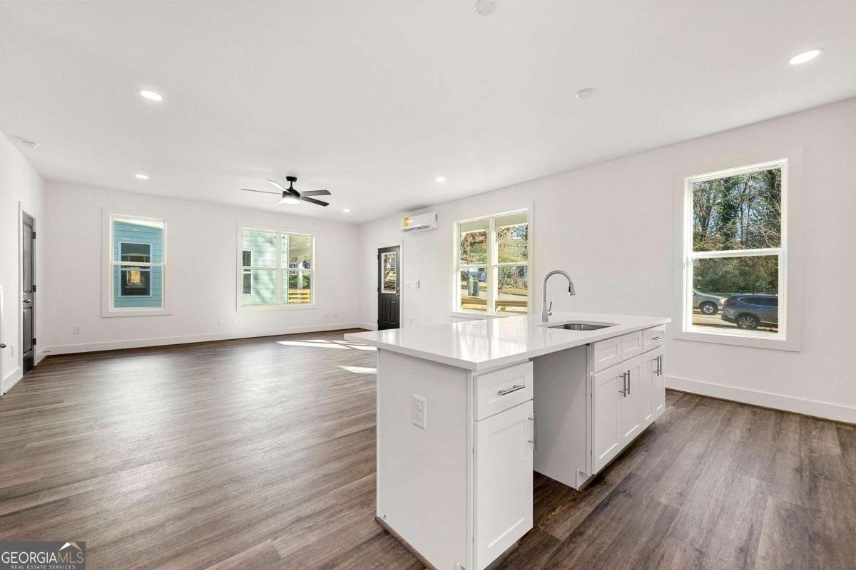 1092 Wedgewood Drive Atlanta - 10